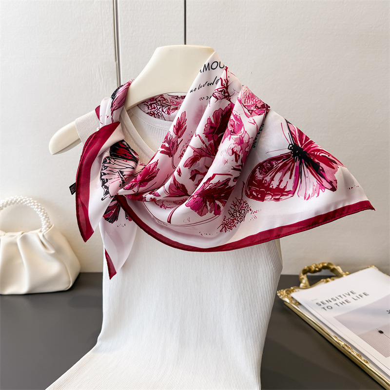 ผ้าพันคอไหมสี่เหลี่ยมลายผีเสื้ - Vintage Fashion Sketches บทวิจารณ์และราคา